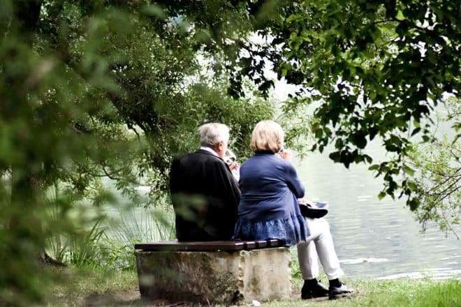 How to Become a Centenarian: What We Can Learn from Geroscience Photo Credit: by Sven Mieke, Unsplash.com