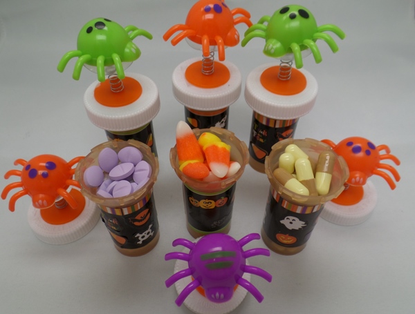Upcycling Prescription Bottles for Trick or Treat Upcycling Prescription Bottles for Trick or Treat | Photo by Tiffany